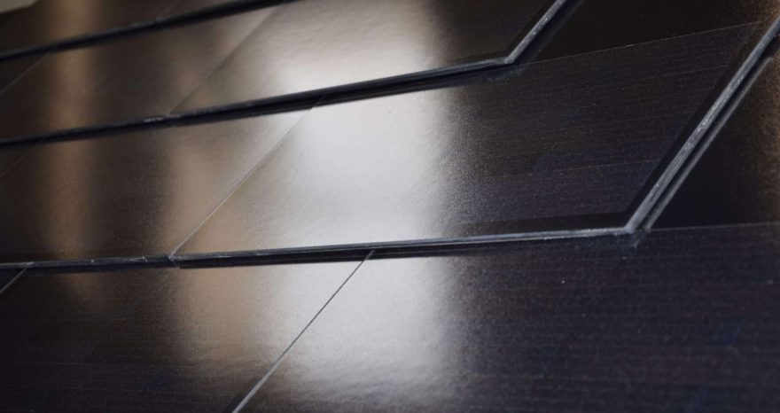 Rinnovabili • Dalla ricerca tedesca la produzione pilota di tegole fotovoltaiche a prova di ombra