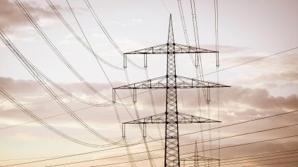 Rinnovabili • Blackout Spagna: le differenze cruciali con il sistema elettrico italiano