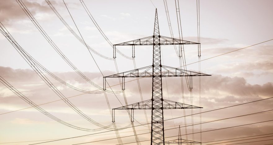Rinnovabili • Blackout Spagna: le differenze cruciali con il sistema elettrico italiano