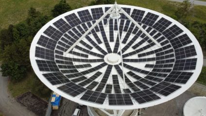 Rinnovabili • Uso innovativo delle parabole satellitari per la generazione di energia solare