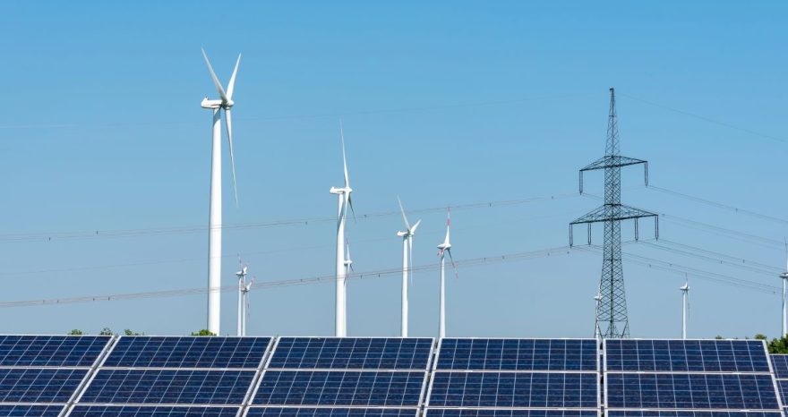 Rinnovabili • Italia: 8 GW di FER e 3,2 GW di accumuli pronti alla connessione