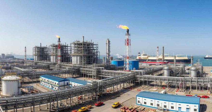 Rinnovabili • Gas naturale liquefatto, boom di capacità entro il 2030 la nuova ondata di progetti post-fid