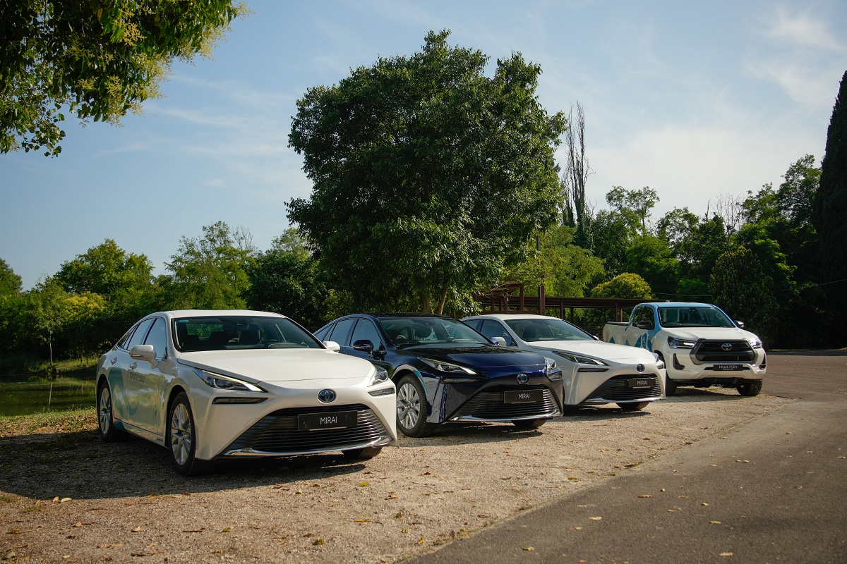 Venezia adotta le auto a idrogeno di Toyota