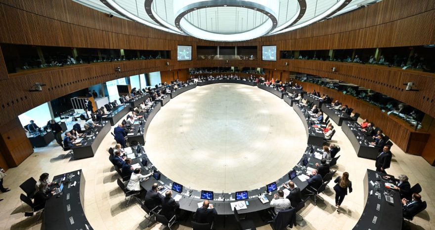 Rinnovabili • Il Consiglio UE dell'Energia non trova l'unanimità sullo stop al gas russo
