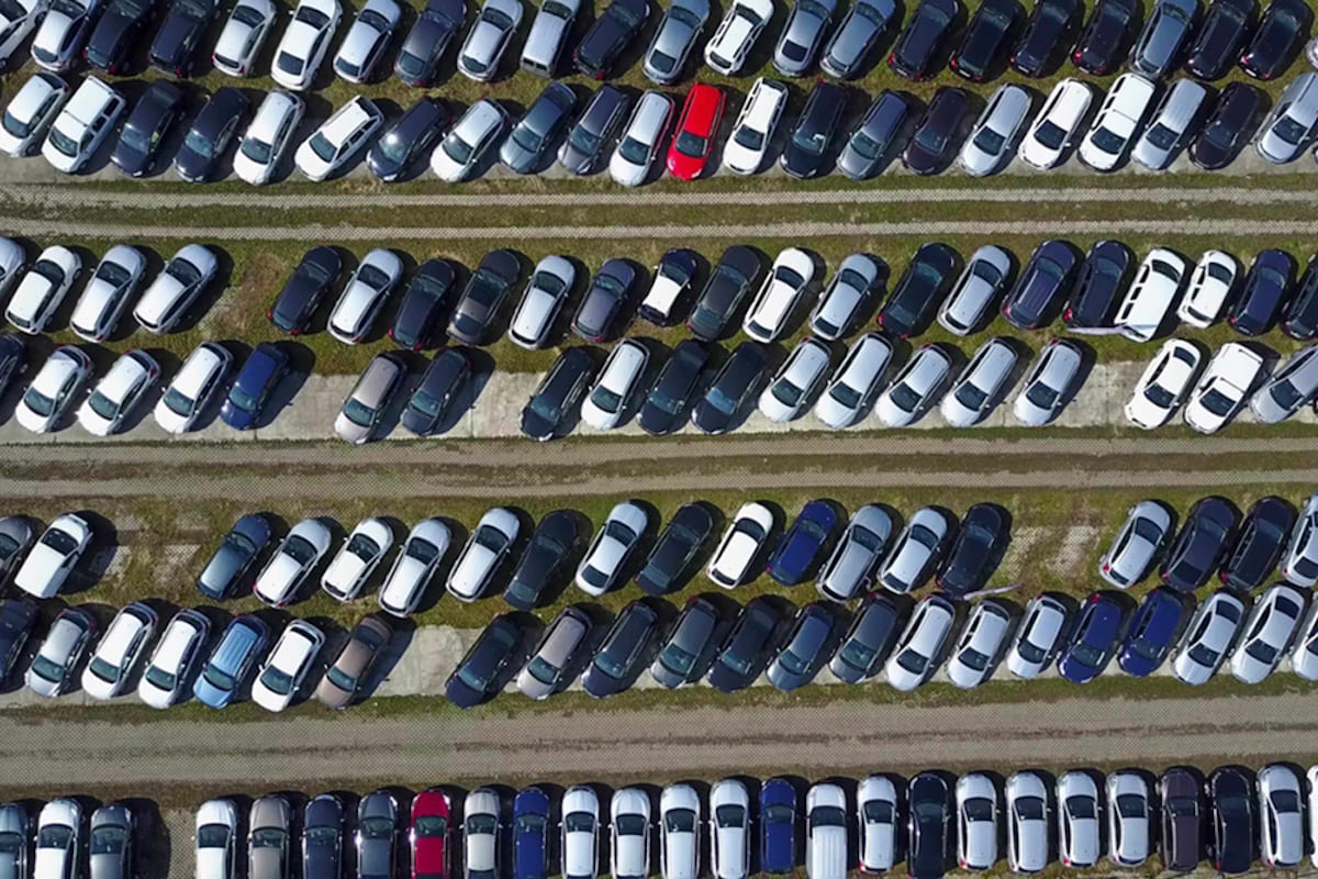 Rinnovabili • Auto sempre più cara, ma la scelgono l'80% degli italiani per muoversi