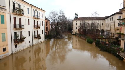 Rinnovabili • Italia fragile, oltre 95% comuni a rischio frana, alluvione, erosione costiera o valanghe