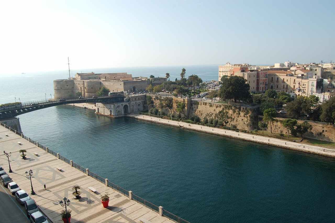 Rinnovabili • Firmato il decreto per gli hub eolici offshore di Taranto e Augusta: 78 milioni per l’industria delle rinnovabili