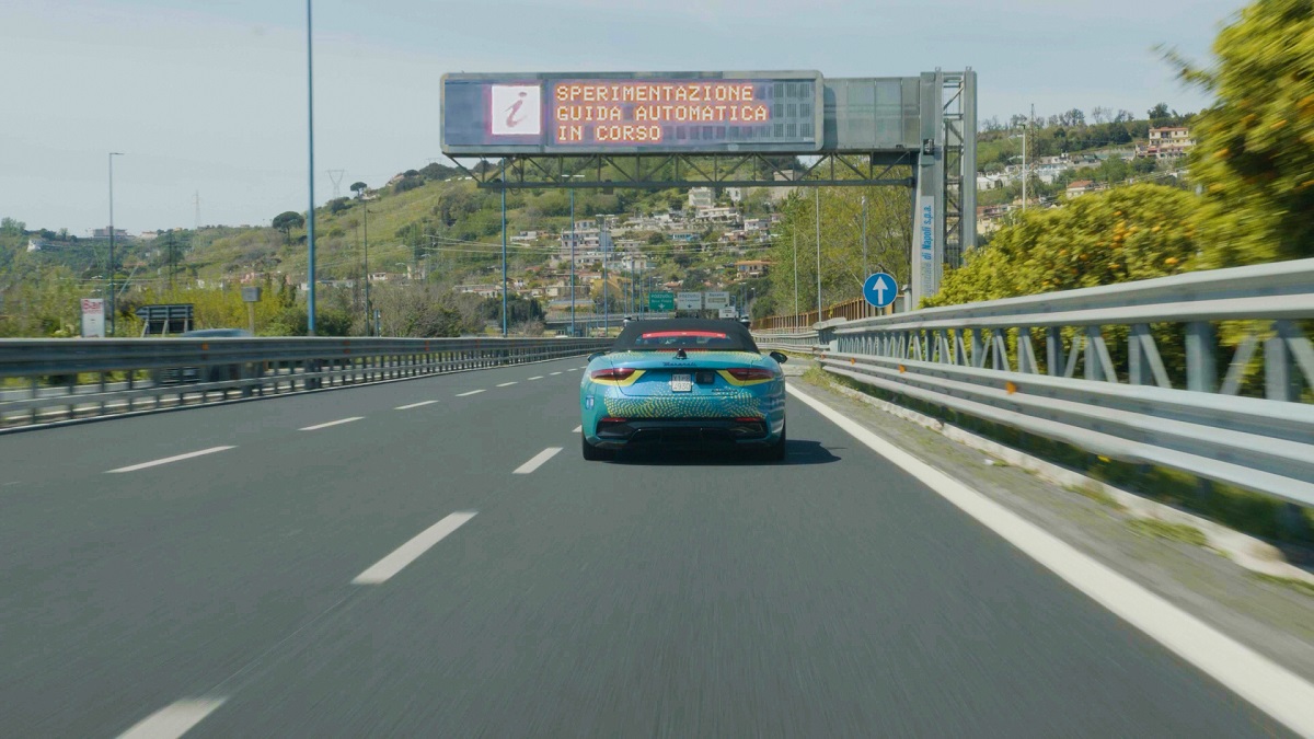 Autostrade, test sulla tangenziale di Napoli riduce emissioni del 10%. E gli incidenti del 30%