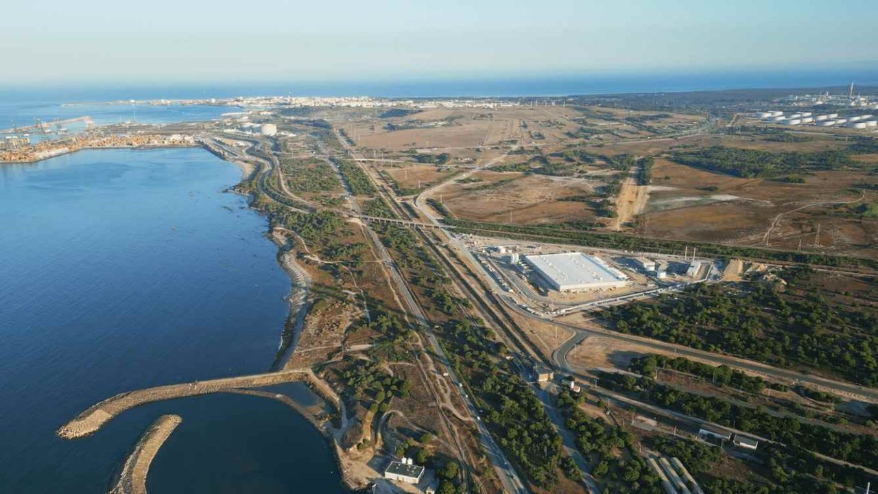 Rinnovabili • L'impianto SIN01, data center AI raffreddato con l'acqua del mare