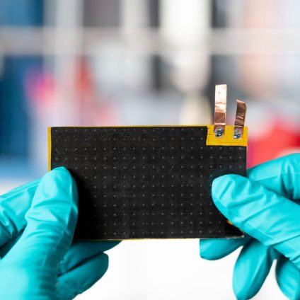Rinnovabili • Batterie al litio autoriparanti grazie a BMS avanzati