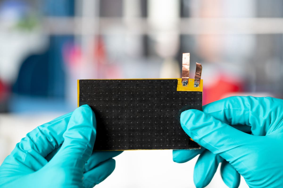 Come allungare la vita alle batterie al litio? Rendendole autoriparanti