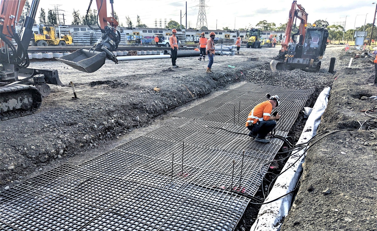 Pneumatici riciclati come ammortizzatori per binari della ferrovia. E diminuisce la manutenzione