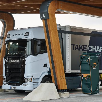 Rinnovabili • La strategia di Scania per il trasporto sostenibile: tra rlettrico, biocarburanti e idrogeno