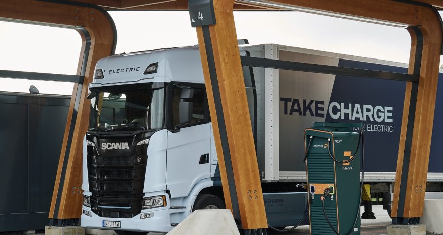 Rinnovabili • La strategia di Scania per il trasporto sostenibile: tra rlettrico, biocarburanti e idrogeno