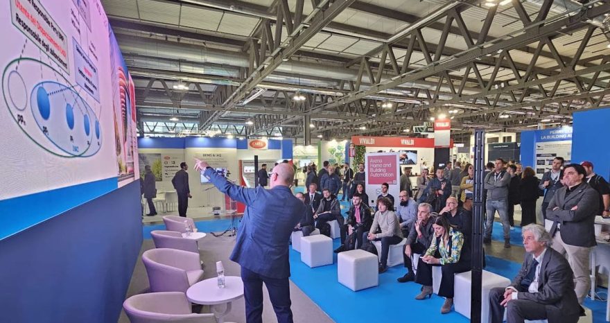 Rinnovabili • Smart Building Expo 2025: Occhi puntati sulla formazione e sull’aggiornamento professionale