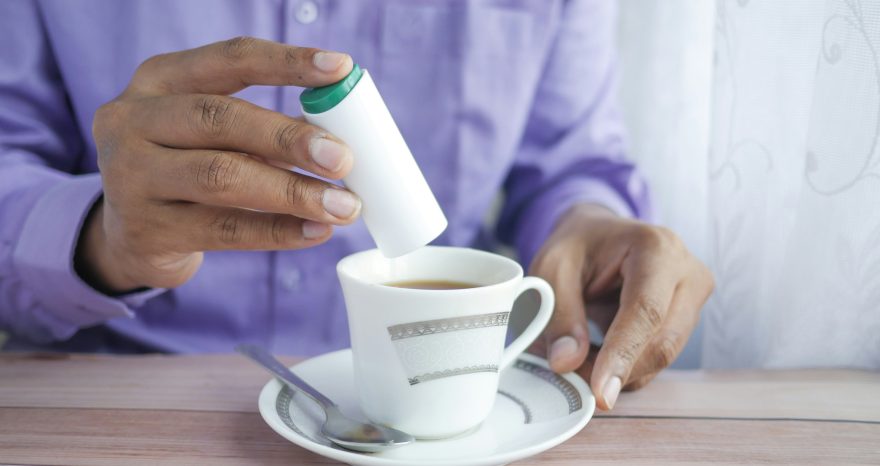 Rinnovabili • Dolcificanti artificiali nelle acque reflue: quali conseguenze per la salute umana e ambientale?