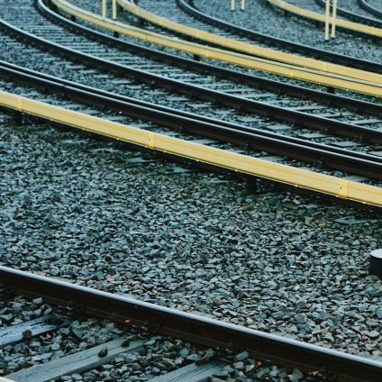 Rinnovabili • Trasporto ferroviario europeo: finanziati megaprogetti, ma trascurati quelli 