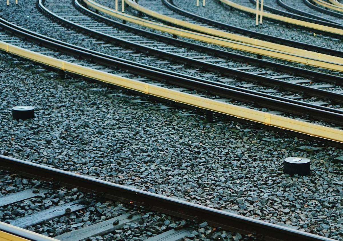 Trasporto ferroviario europeo: finanziati megaprogetti, ma trascurati quelli “urgenti”