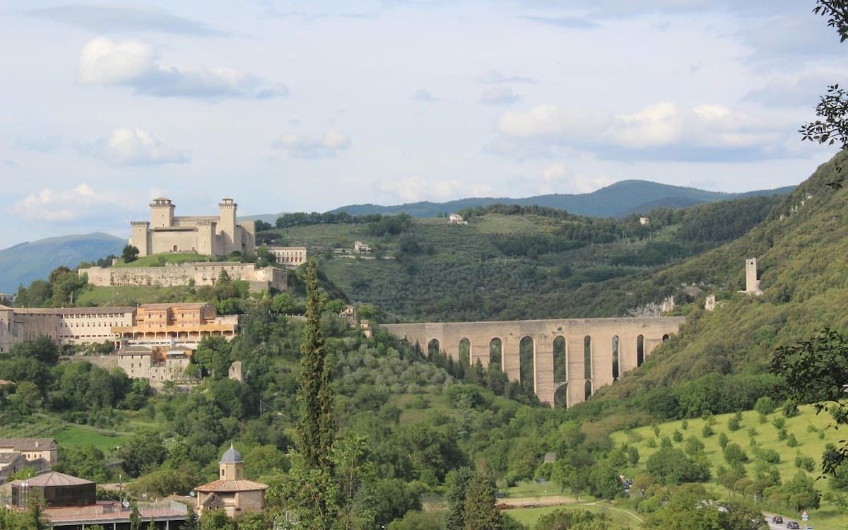Umbria, la Legge per l'energia punta alle CER e agli impianti di piccole dimensioni