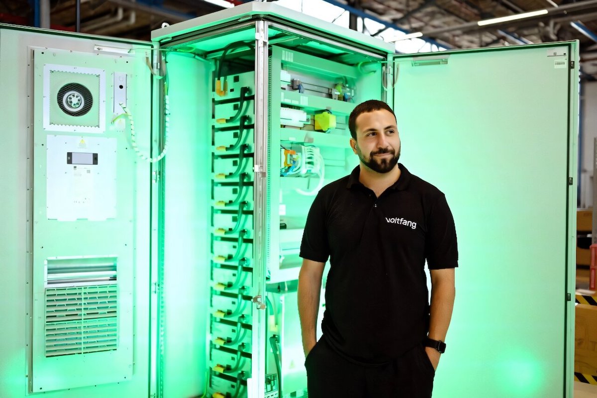 Batterie delle auto elettriche, startup tedesca le ricicla per immagazzinare rinnovabili
