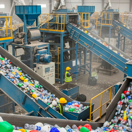 Rinnovabili • Riciclo della plastica al