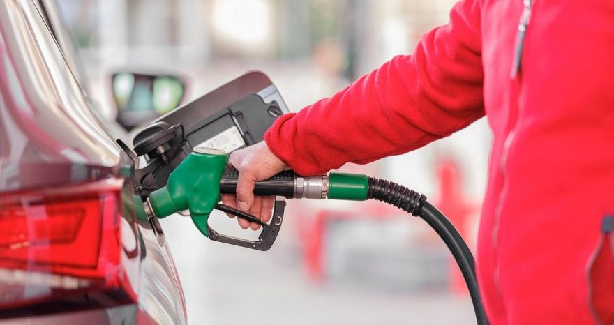Rinnovabili • Antitrust, maxi multa da 936 mln alle compagnie petrolifere per cartello sul prezzo carburante.