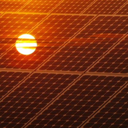 Rinnovabili • Le polveri sahariane oscurano la produzione solare mediterranea?