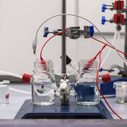 Rinnovabili • Batteria a idrogeno, prototipo italiano a dicembre 2024