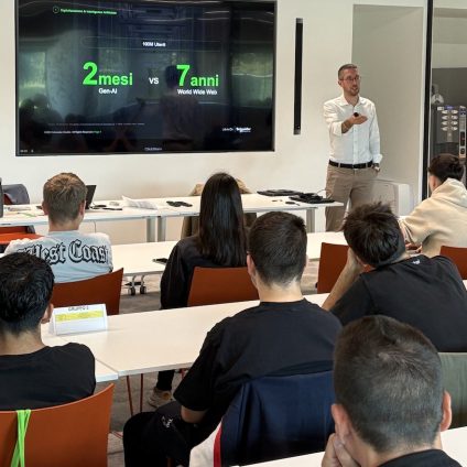 Rinnovabili • Schneider Electric e ENAIP.NET collaborano per formare i professionisti del settore elettrico del futuro