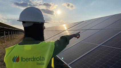 Rinnovabili • Iberdrola firma con il Gruppo Selex un accordo per l’acquisto di 1.250 GWh di energia rinnovabile 