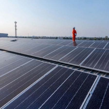 Rinnovabili • Schneider Electric presenta la sua offerta integrata per le infrastrutture di distribuzione elettrica degli impianti fv