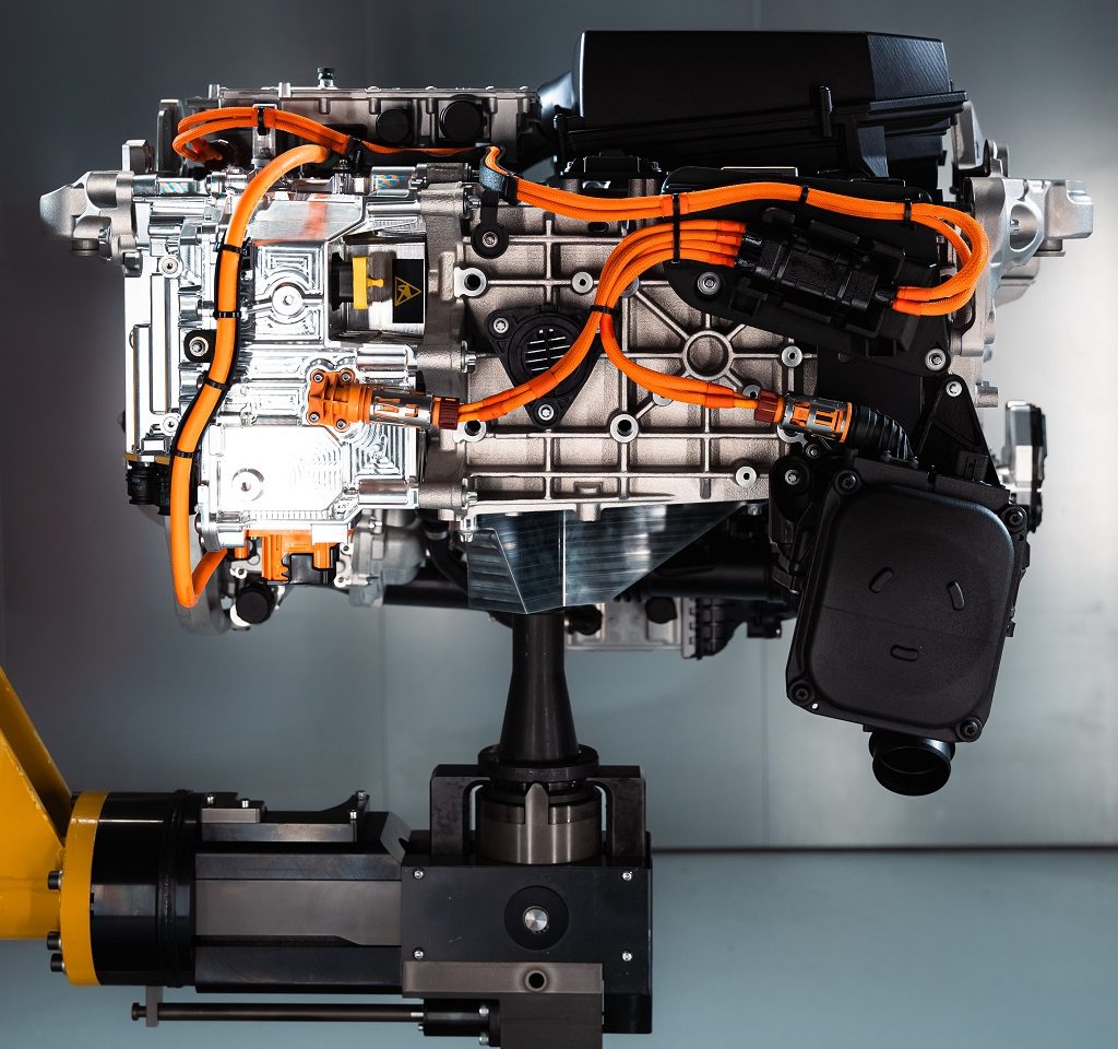 BMW non abbandona la tecnologia a idrogeno per le sue auto: nel 2028 la 3° generazione
