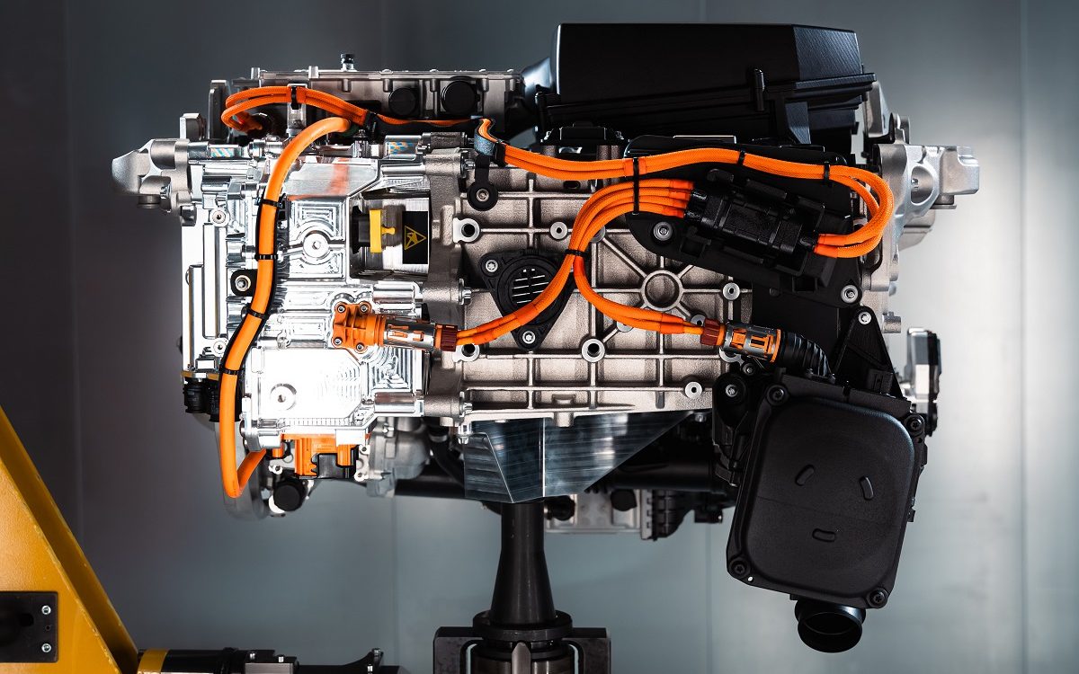 BMW non abbandona il motore a idrogeno: nel 2028 la 3° generazione