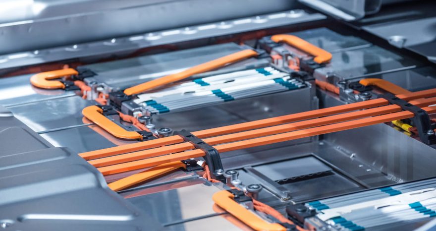 Rinnovabili • Quanta energia consumerà la produzione di batterie in Europa?