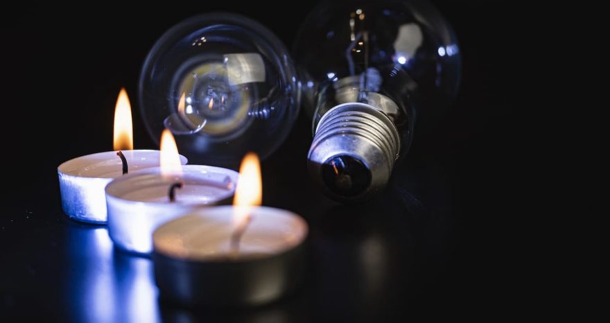 Rinnovabili • Il lato debole della rete: il 55% del sistema elettrico europeo rischia blackout 