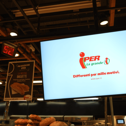 Rinnovabili • La catena di ipermercati IPER La grande i efficienta i processi di manutenzione e gestione degli impianti grazie a Schneider Electric