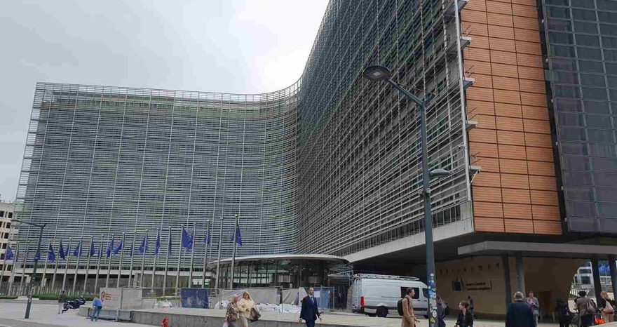 Rinnovabili • fmi-e-banca-mondiale-clima-ue-trump