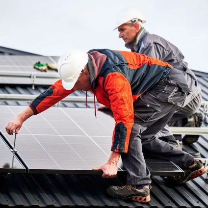 Rinnovabili • Il fotovoltaico europeo offre oltre 800mila posti di lavoro