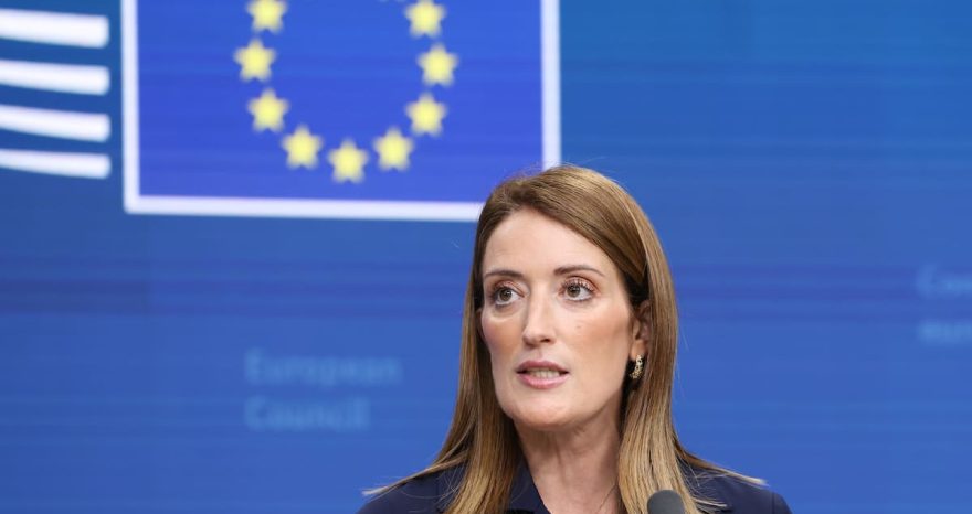 Rinnovabili • nuovo pacchetto di sanzioni contro la Russia che colpisce direttamente l’energia (ma non solo).