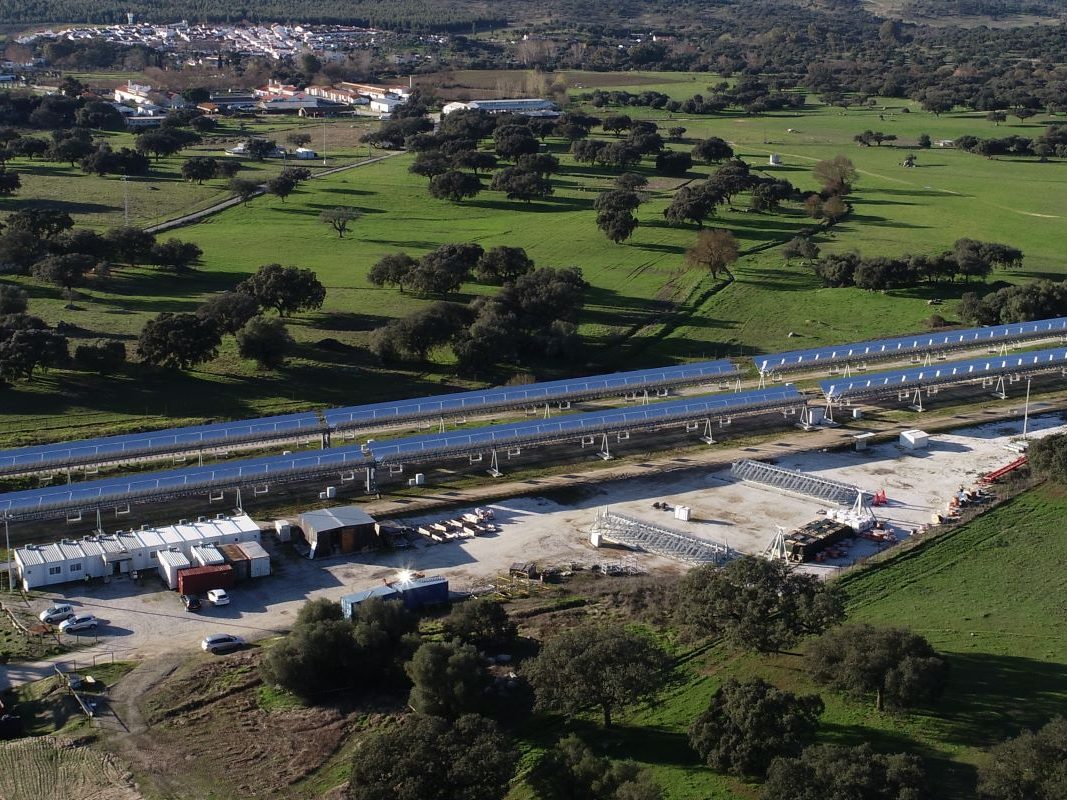 Un nuovo collettore solare parabolico lineare per abbassare i costi del CSP