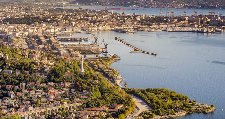 Rinnovabili • AcegasApsAmga realizza il Digital Twin della rete elettrica di Trieste grazie a Siemens Gridscale X