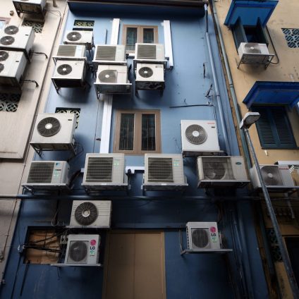 Rinnovabili • Futuro bollente: la domanda di raffrescamento triplicherà, come gestirla sostenibilmente?