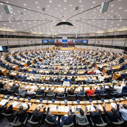 Rinnovabili • I legislatori dell'UE votano per un obiettivo climatico annacquato per il 2040