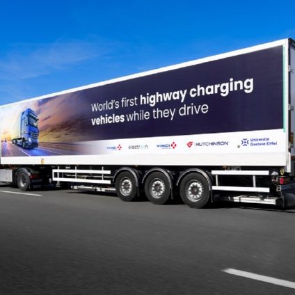 Rinnovabili • Ricarica auto wireless in autostrada senza fermarsi: in Francia il primo esperimento al