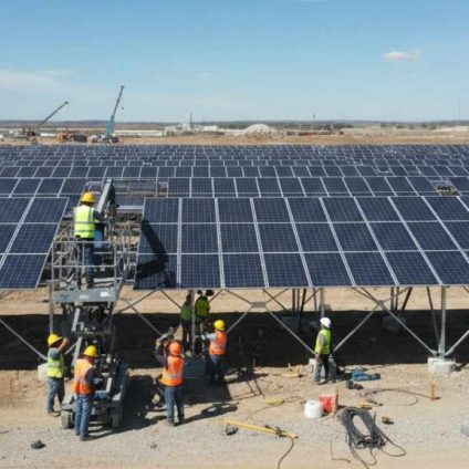 Rinnovabili • Occupazione settore energetico 2025: i dati nel nuovo rapporto IEA