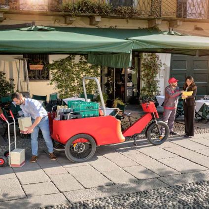 Rinnovabili • mobilita-sostenibile-a-milano-repower-call-for-ideas-per-nuovi-progetti