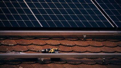 Rinnovabili • Manovra 2026 Sicilia: 12 mln per il fotovoltaico residenziale