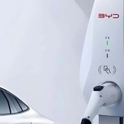 Rinnovabili • Ricarica domestica condivisa: come funziona il metodo BYD