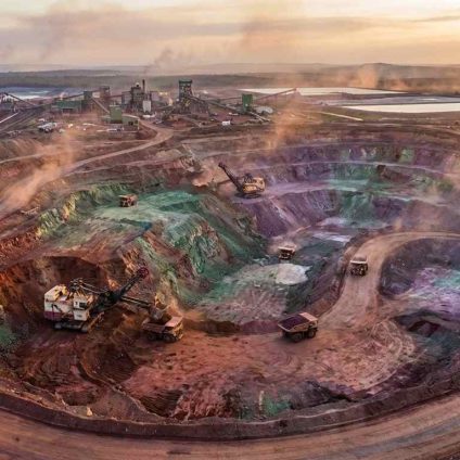 Rinnovabili • Stoccaggio materie prime critiche: perché l’IEA lo ritiene necessario