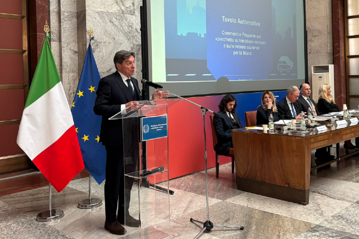 Tavolo automotive, filiera chiede riduzione target 2035. Stellantis conferma impegno italiano